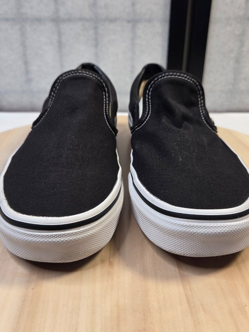 Vans Black & White Classic Slip on Skate Shoes Sneakers US Men 7.5 / Women 9 - Picture 4 of 12